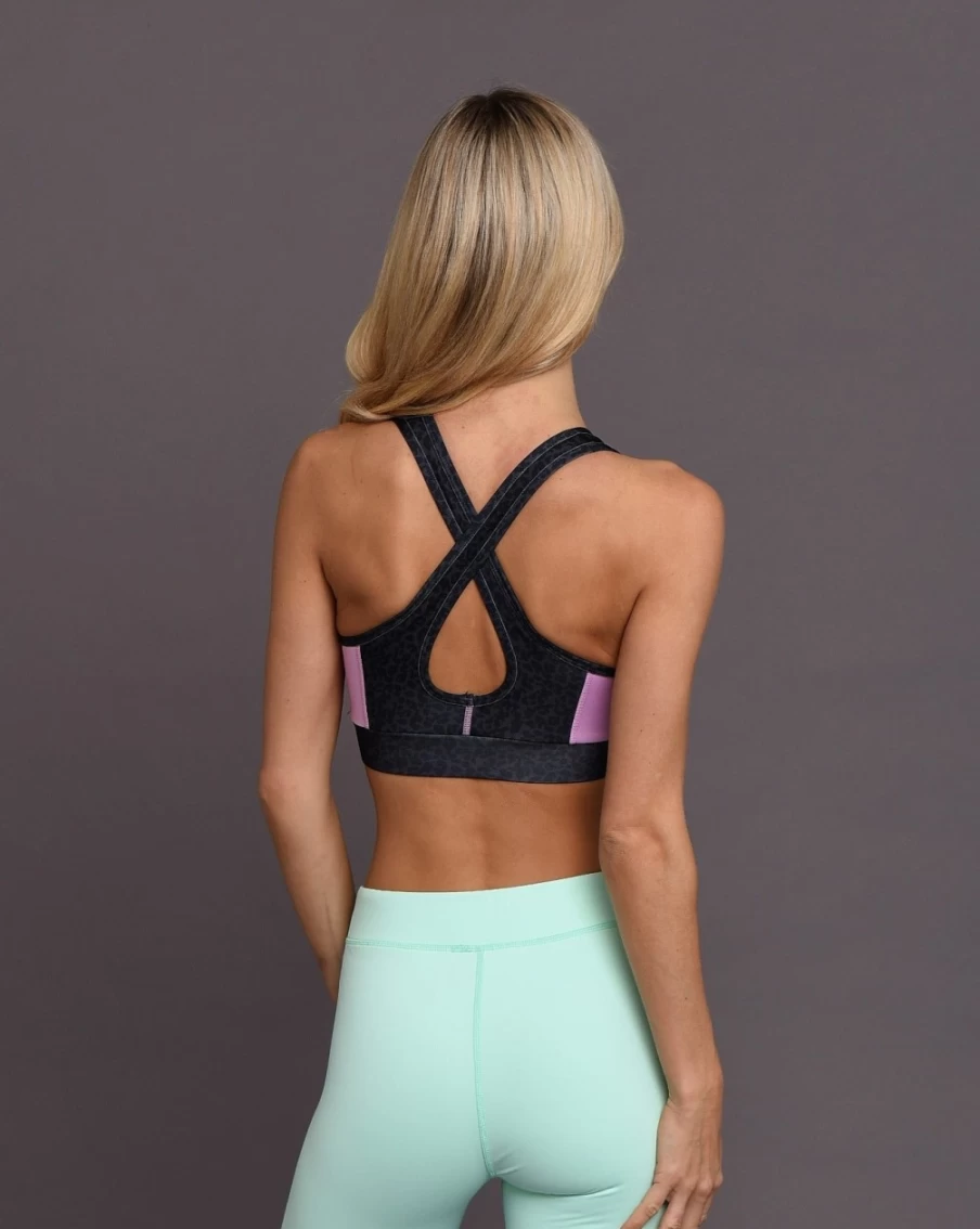 OOSC Women's Leopard Print Crossback Sports Bra - Medium Support Workout Top for Fitness & Running