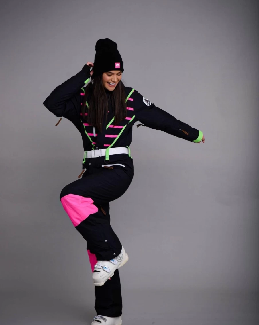 OOSC Women's Black Ski Suit - Stylish Winter Sports Outfit for Women