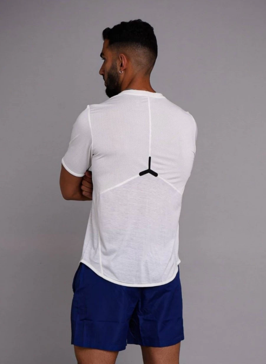 OOSC Men's Performance Gym T-Shirt - Breathable Workout Tee for Training & Fitness - White Athletic Shirt